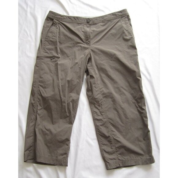 Women's LL Bean Nylon Outdoor Activity Pants Sz 16 Reg (WP298) - Picture 1 of 10